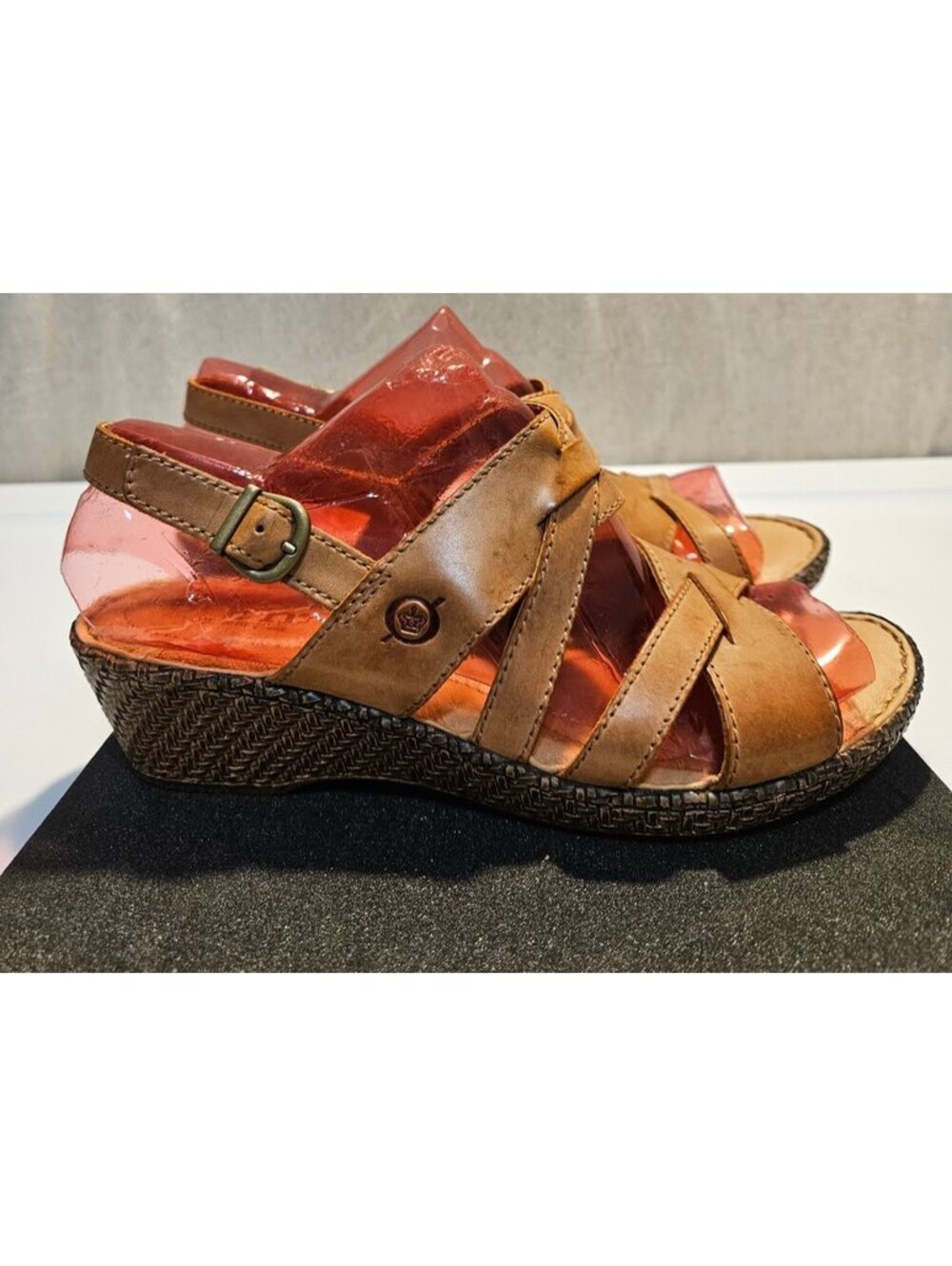 Born Leather Wedge Sandals 7M Aurora Trail